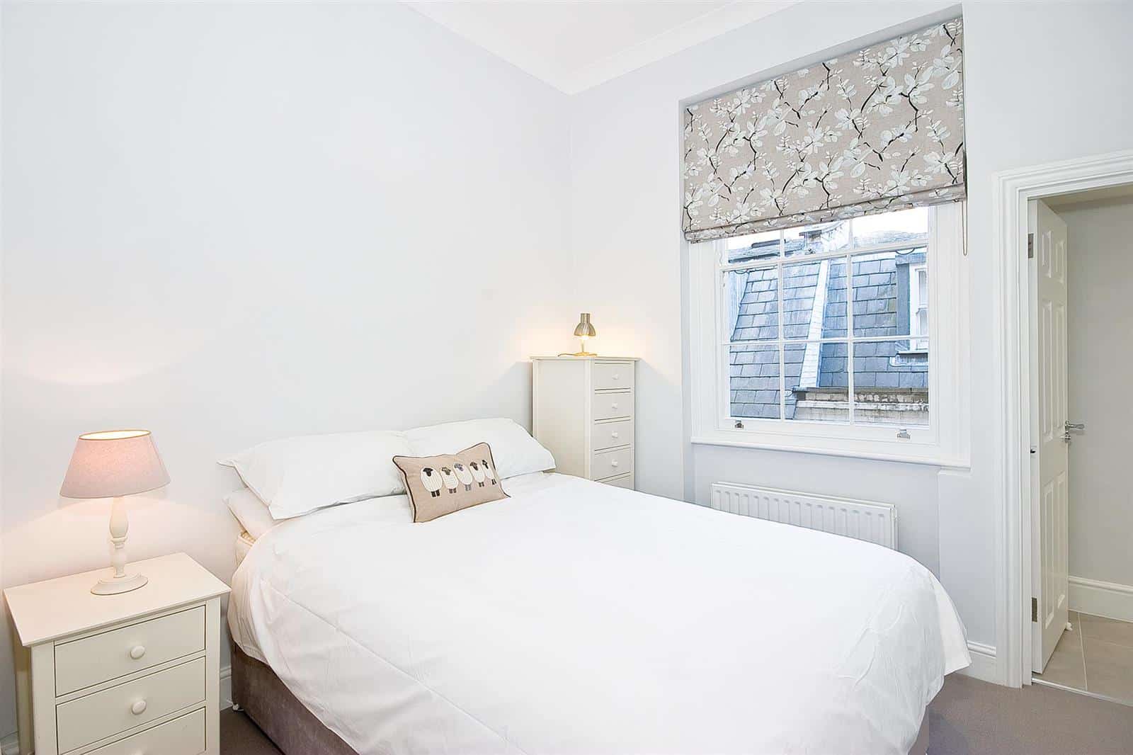 SYDNEY STREET, London, SW3