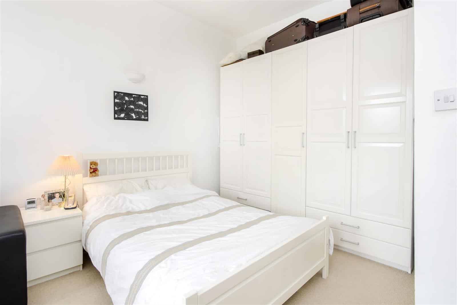 CORNWALL GARDENS, London, SW7