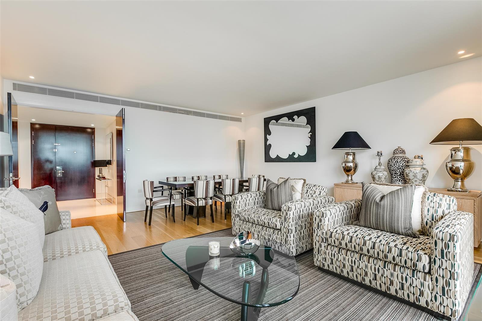 THE KNIGHTSBRIDGE, KNIGHTSBRIDGE, London, SW7