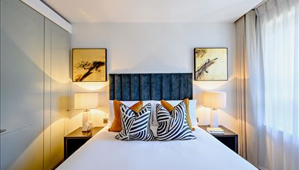 Garrett Mansions, EDGWARE ROAD, London, W2
