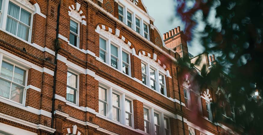 Blue Plaque to Princess Diana Unveiled at Her Earl’s Court Flat